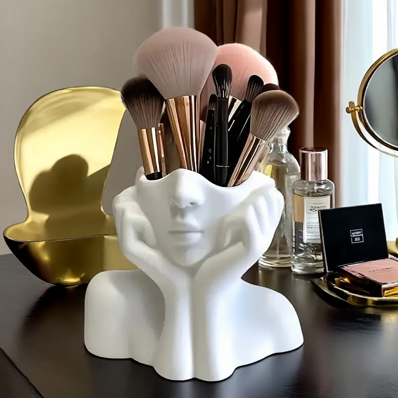 Beauty Makeup Design - Tempat Kuas Rias Bentuk Wajah -