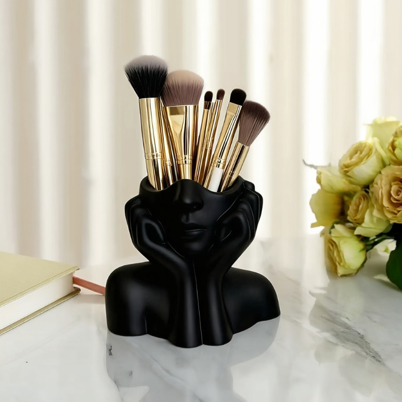 Tempat Kuas Rias Bentuk Wajah  - Beauty Makeup Design ulasan dan harga